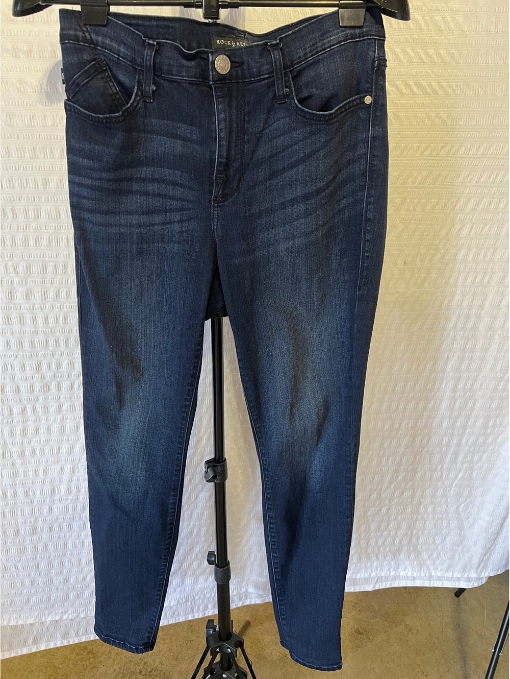 Rock & Republic Dark Wash Skinny Jeans Women’s 12 29” Inseam